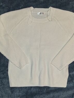 89th + Madison Crewneck Ribbed Pullover in Light Ivory